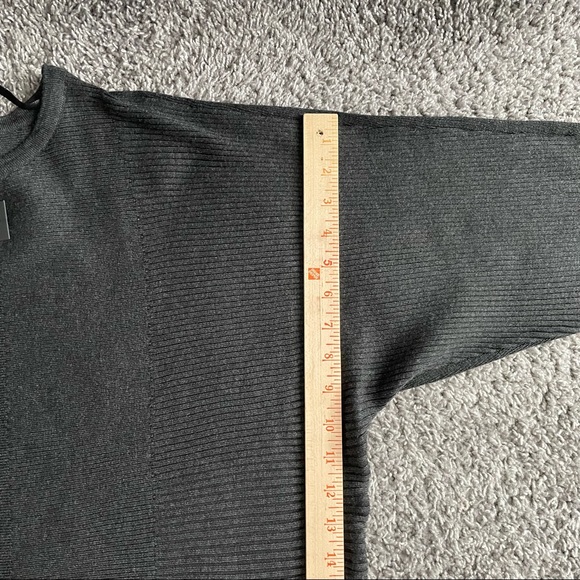 Cable & Gauge Women’s Plus size Long Sleeves Top - Picture 10 of 11